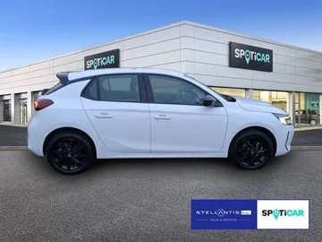 Car image 4