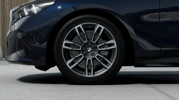 BMW 520i 140 kW image number 5