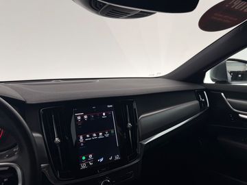 Car image 38
