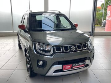 Car image 3