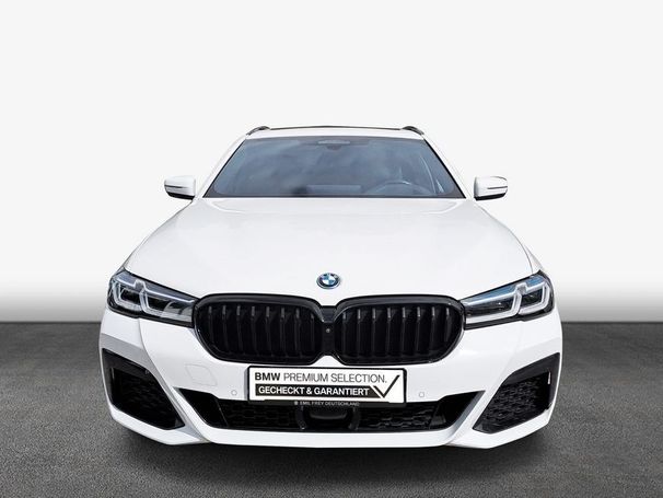 BMW 530 Touring xDrive 215 kW image number 2