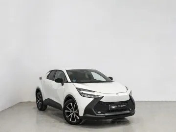 Car image 19