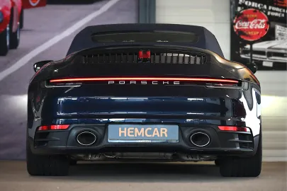 Car image 38
