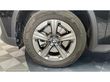 Car image 48