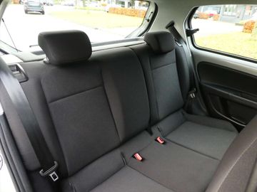 Car image 31