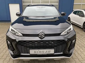 Car image 5