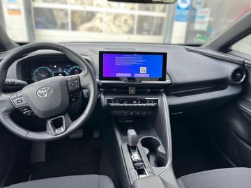 Car image 16