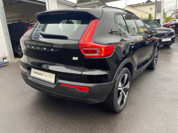 Volvo XC40 Recharge AWD 300 kW image number 6