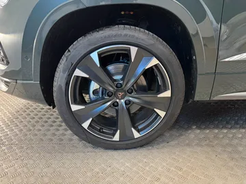 Car image 31