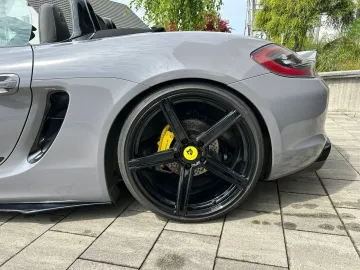 Car image 22
