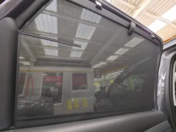 Car image 29