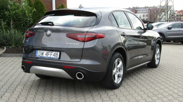 Alfa Romeo Stelvio 2.0 Turbo Super 147 kW image number 2