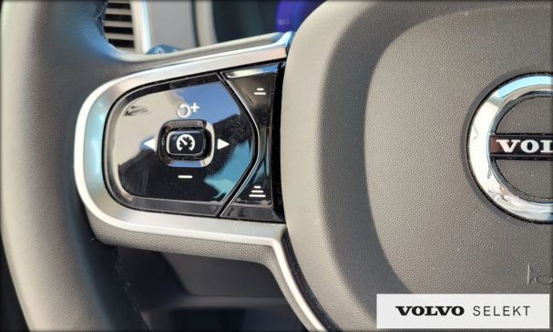 Volvo XC90 AWD 173 kW image number 12