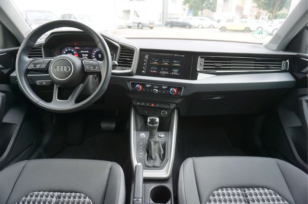 Audi A1 35 TFSI Sportback 110 kW image number 12