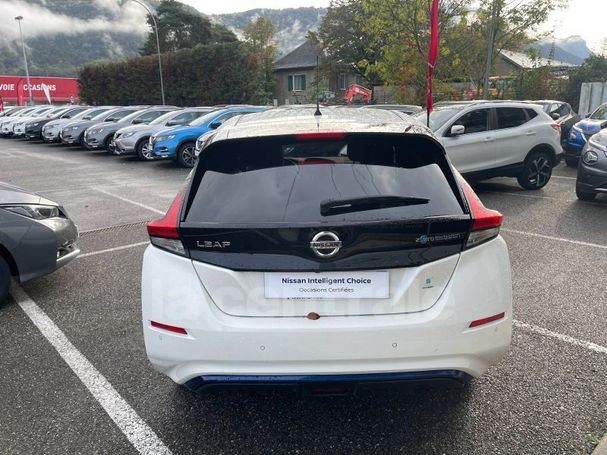 Nissan Leaf 40 kWh N-Connecta 110 kW image number 6