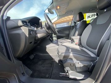 Car image 30