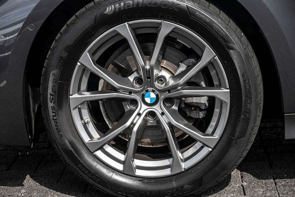 BMW 320d Sport Line 140 kW image number 6