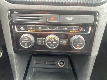 Car image 38