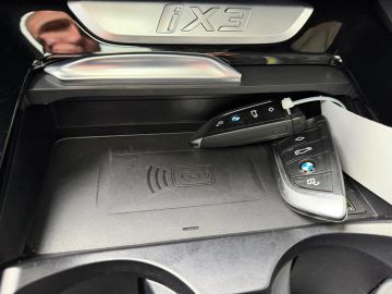 Car image 43