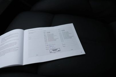 Car image 34