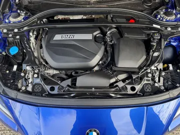 Car image 27
