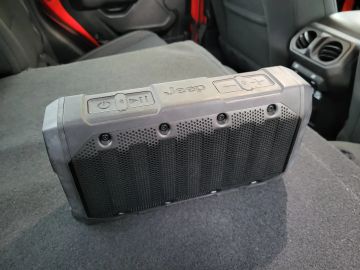 Car image 37