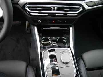 Car image 41