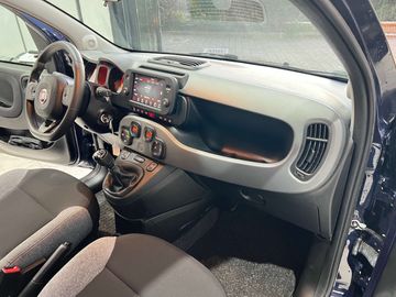 Car image 11