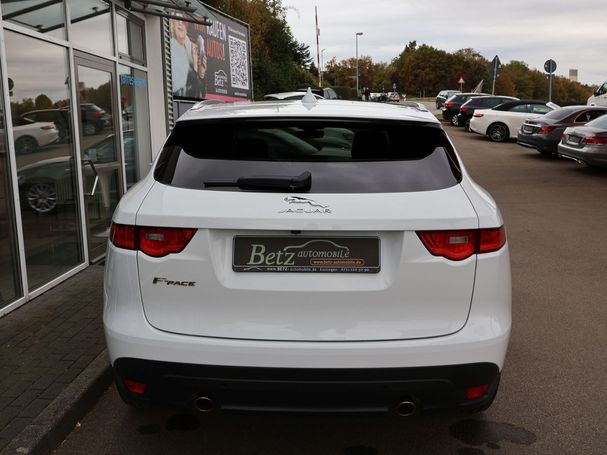 Jaguar F-Pace AWD Portfolio 184 kW image number 8