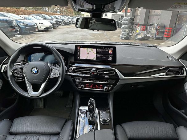 BMW 530d Touring xDrive 210 kW image number 24