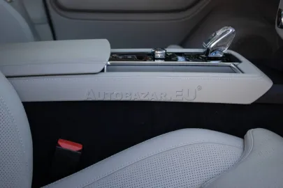 Car image 70