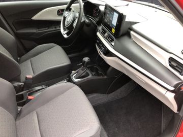 Car image 13