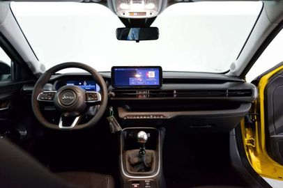 Car image 13