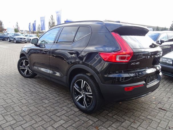 Volvo XC40 B4 Plus Dark 145 kW image number 5