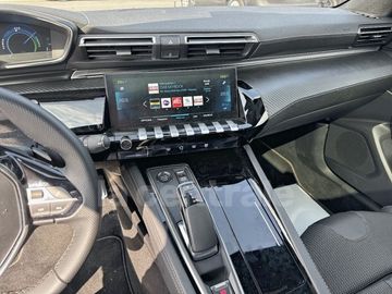 Car image 30