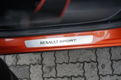 Car image 34