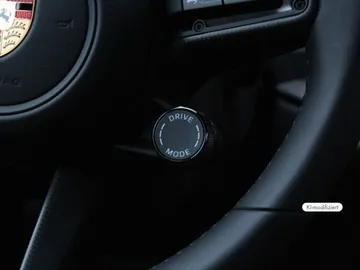 Car image 34