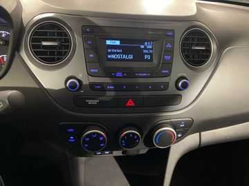 Car image 21