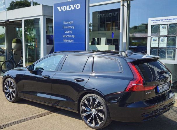 Volvo V60 B4 Plus 145 kW image number 1