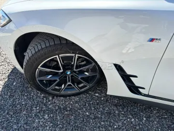 Car image 33