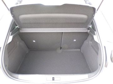 Car image 28