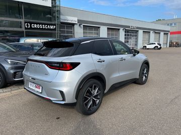 Car image 3