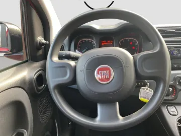 Car image 19