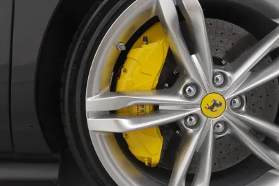 Car image 30