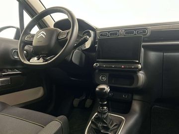 Car image 22