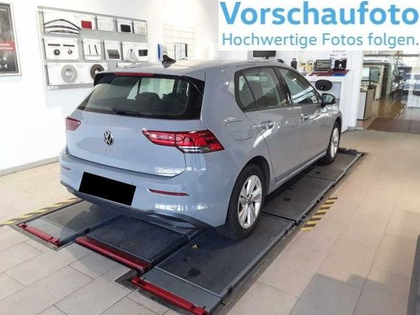 Volkswagen Golf 1.0 eTSI Life DSG 81 kW image number 3