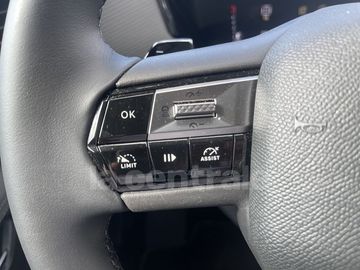 Car image 33