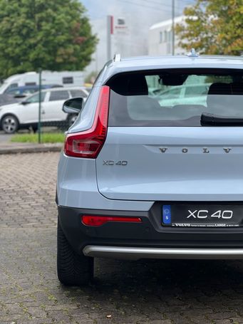 Volvo XC40 Recharge Plug-in Hybrid Plus Bright 155 kW image number 7