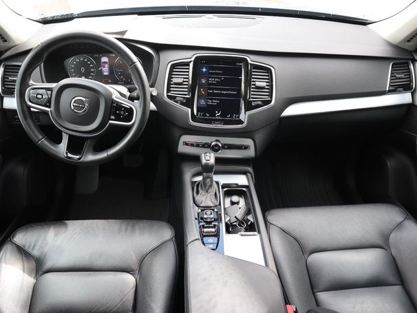 Volvo XC90 D5 AWD Momentum 173 kW image number 8