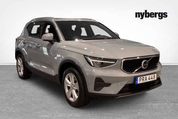 Volvo XC40 B3 Core 120 kW image number 2